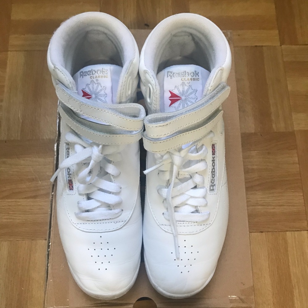 Reebok Women Classics Freestyle Hi White Sneaker